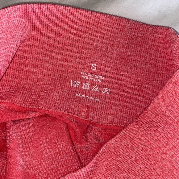 NVGTN Camo Seamless Shorts in Coral Pink - Picture 3 of 5